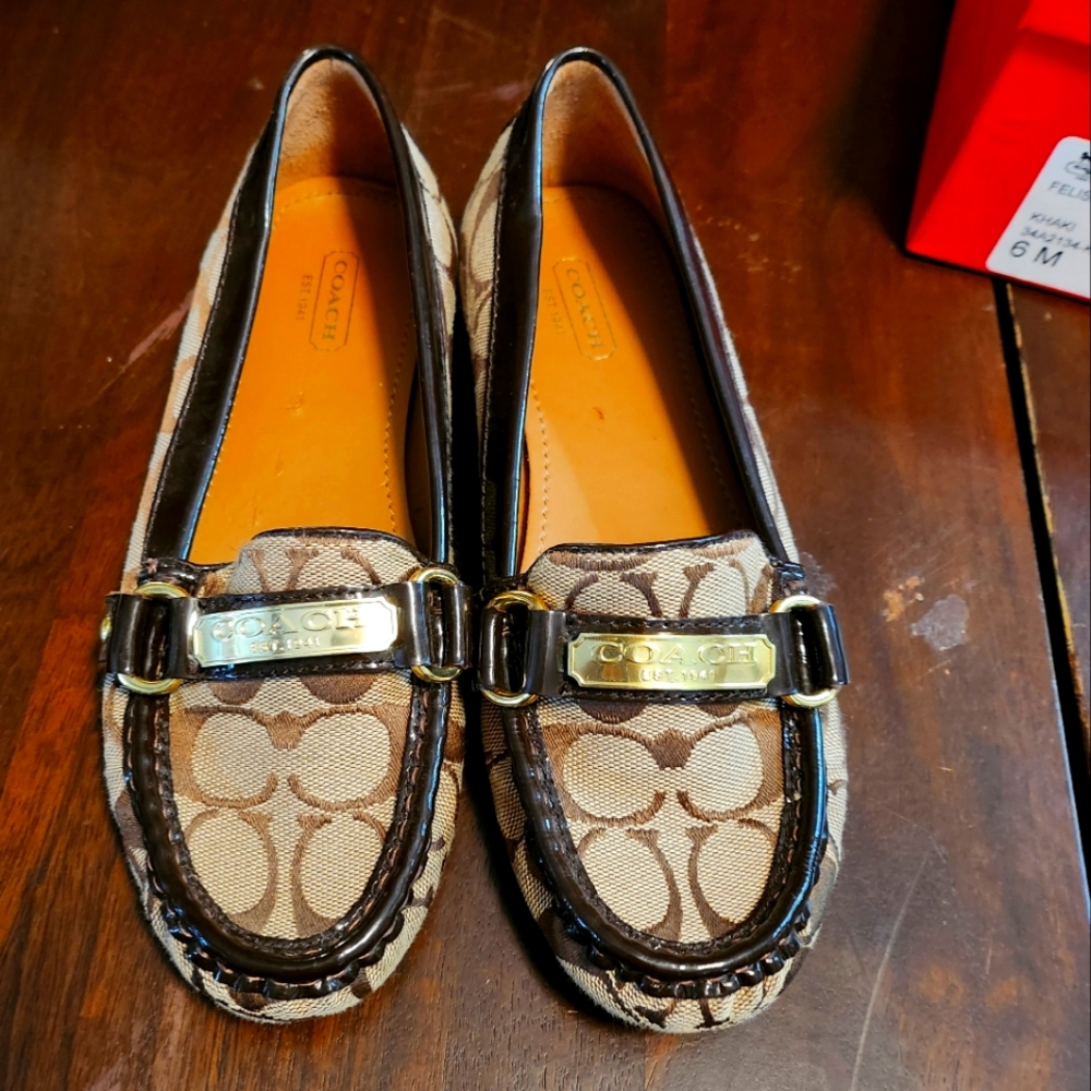 COACH Felisha Women's Flats New Size 6M